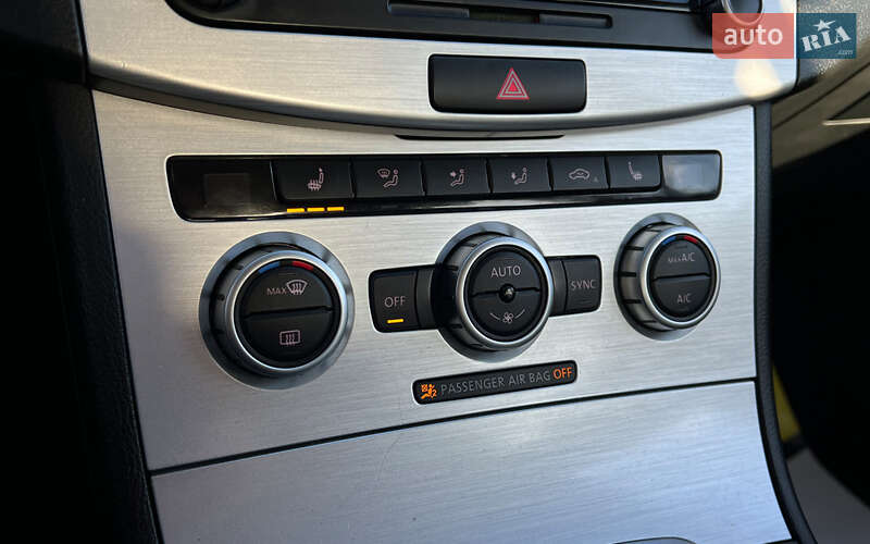Купе Volkswagen CC / Passat CC 2012 в Львове