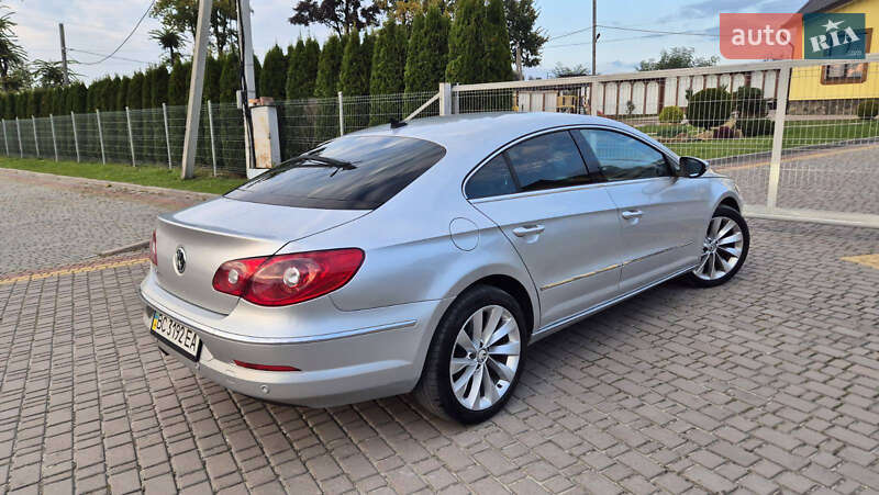 Купе Volkswagen CC / Passat CC 2009 в Львові