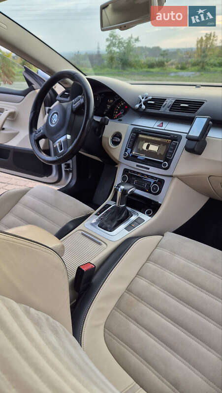Купе Volkswagen CC / Passat CC 2009 в Львові