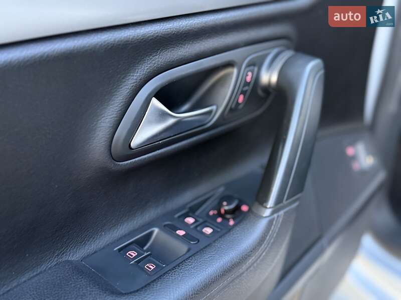 Купе Volkswagen CC / Passat CC 2011 в Тернополе фото 21 Купе Volkswagen CC / Passat CC 2011 в Тернополе