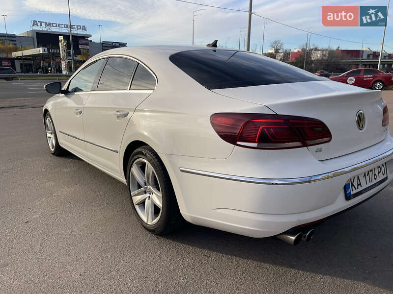 Купе Volkswagen CC / Passat CC 2014 в Киеве