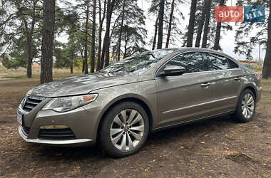 Купе Volkswagen CC / Passat CC 2011 в Сумах