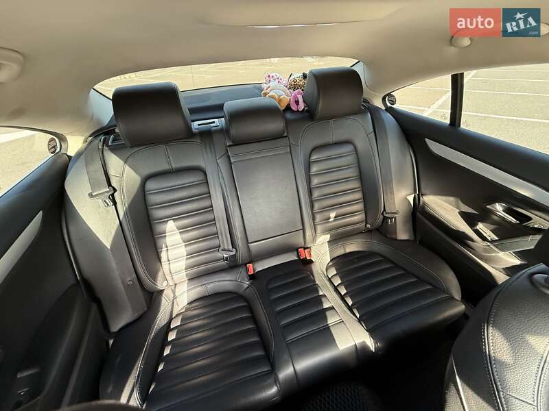 Купе Volkswagen CC / Passat CC 2014 в Киеве фото 11 Купе Volkswagen CC / Passat CC 2014 в Киеве