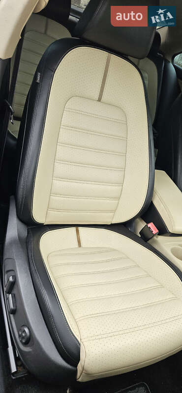 Купе Volkswagen CC / Passat CC 2011 в Желтых Водах фото 10 Купе Volkswagen CC / Passat CC 2011 в Желтых Водах