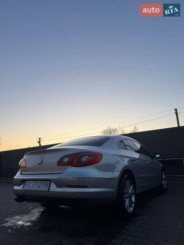 Купе Volkswagen CC / Passat CC 2009 в Радехове фото 13 Купе Volkswagen CC / Passat CC 2009 в Радехове