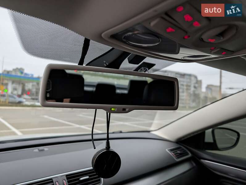 Купе Volkswagen CC / Passat CC 2014 в Сумах