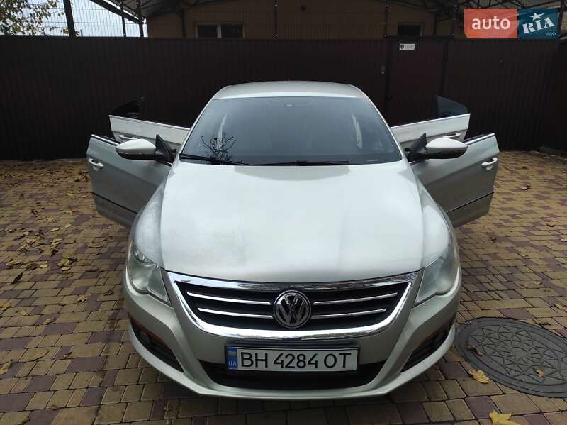 Купе Volkswagen CC / Passat CC 2009 в Одессе