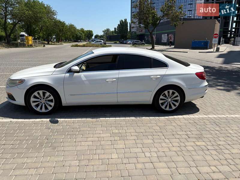 Купе Volkswagen CC / Passat CC 2010 в Одесі