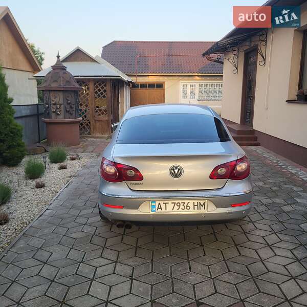Купе Volkswagen CC / Passat CC 2009 в Коломиї