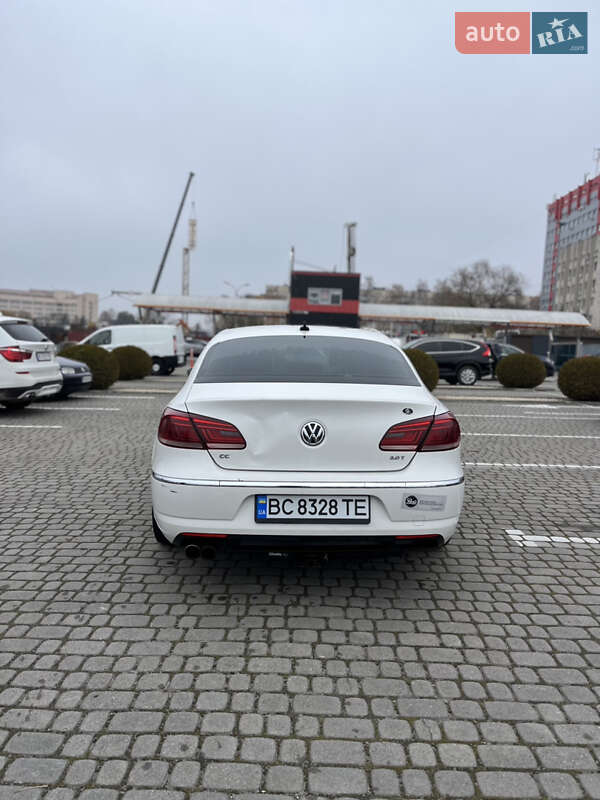 Купе Volkswagen CC / Passat CC 2012 в Львові