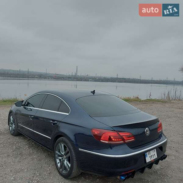 Купе Volkswagen CC / Passat CC 2012 в Дніпрі