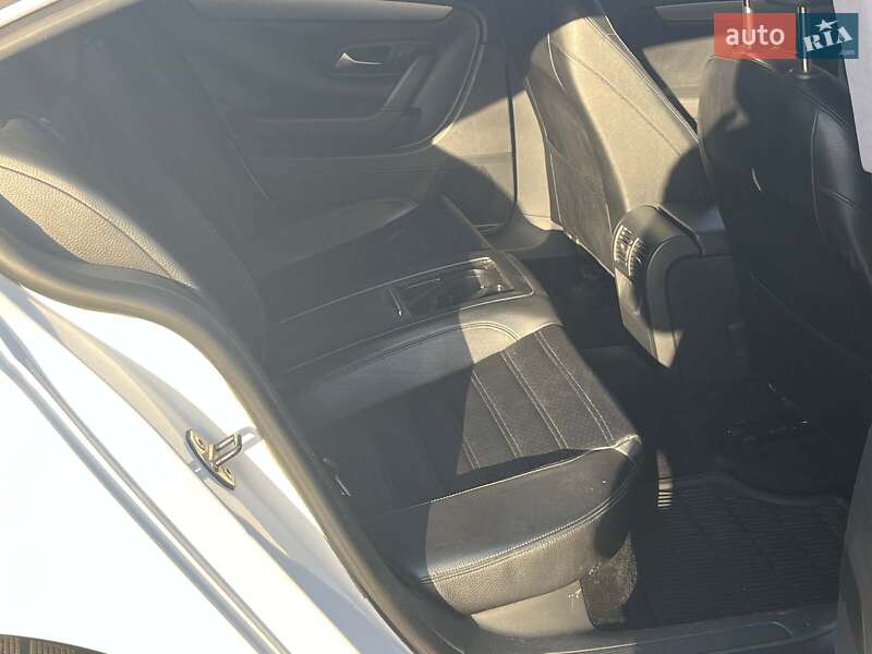 Купе Volkswagen CC / Passat CC 2009 в Києві