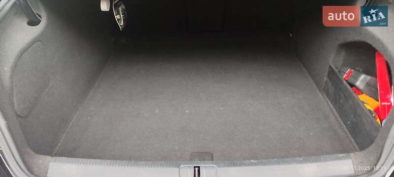 Купе Volkswagen CC / Passat CC 2011 в Первомайске