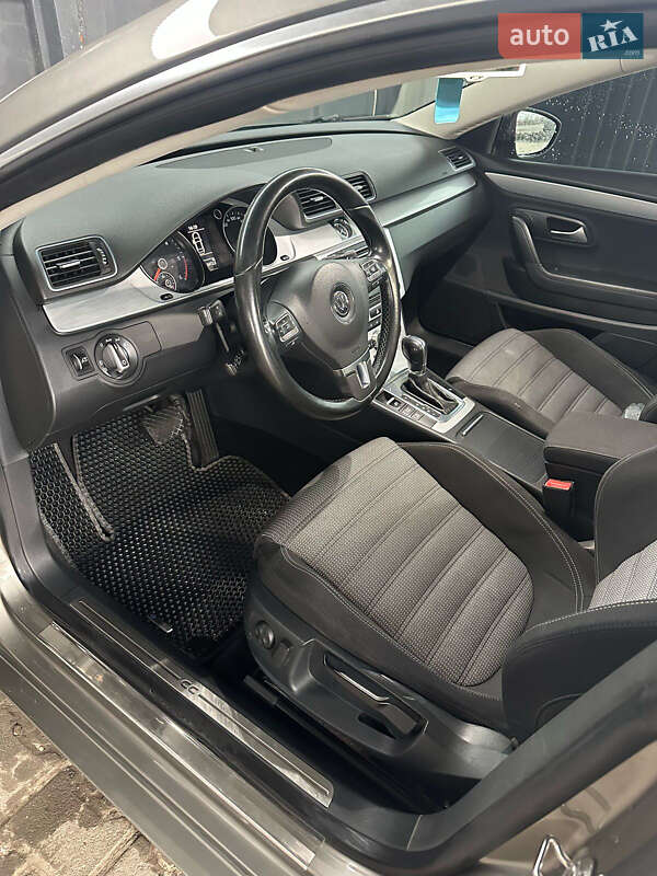 Купе Volkswagen CC / Passat CC 2013 в Чернівцях фото 13 Купе Volkswagen CC / Passat CC 2013 в Чернівцях