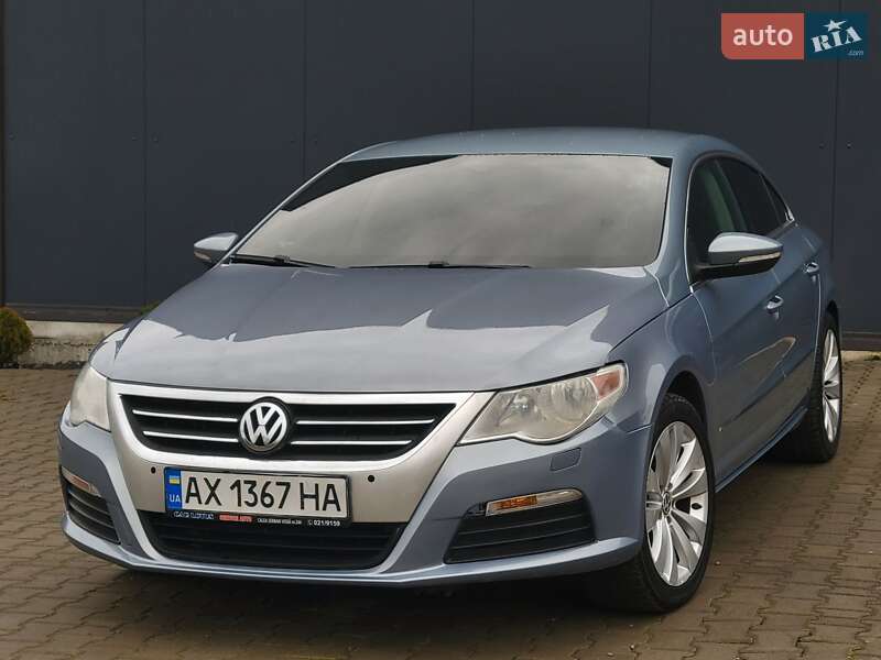 Купе Volkswagen CC / Passat CC 2011 в Дублянах