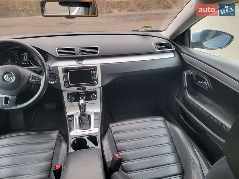 Купе Volkswagen CC / Passat CC 2011 в Дублянах
