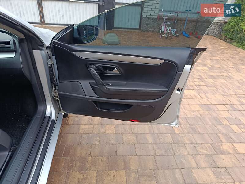 Купе Volkswagen CC / Passat CC 2011 в Тростянці фото 19 Купе Volkswagen CC / Passat CC 2011 в Тростянці