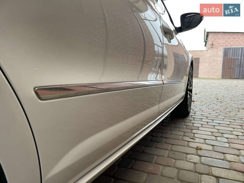 Купе Volkswagen CC / Passat CC 2012 в Дніпрі фото 13 Купе Volkswagen CC / Passat CC 2012 в Дніпрі