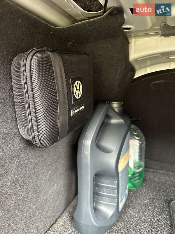 Купе Volkswagen CC / Passat CC 2012 в Микуличине