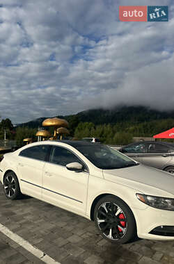 Купе Volkswagen CC / Passat CC 2012 в Микуличині