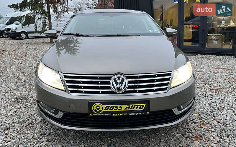 Купе Volkswagen CC / Passat CC 2013 в Коломиї