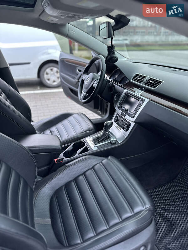 Купе Volkswagen CC / Passat CC 2012 в Хмельницькому
