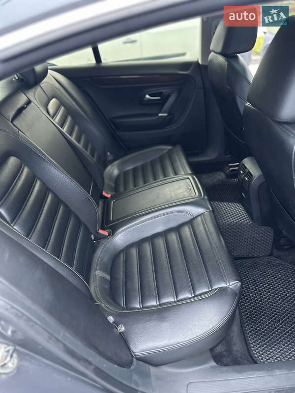 Купе Volkswagen CC / Passat CC 2012 в Хмельницькому