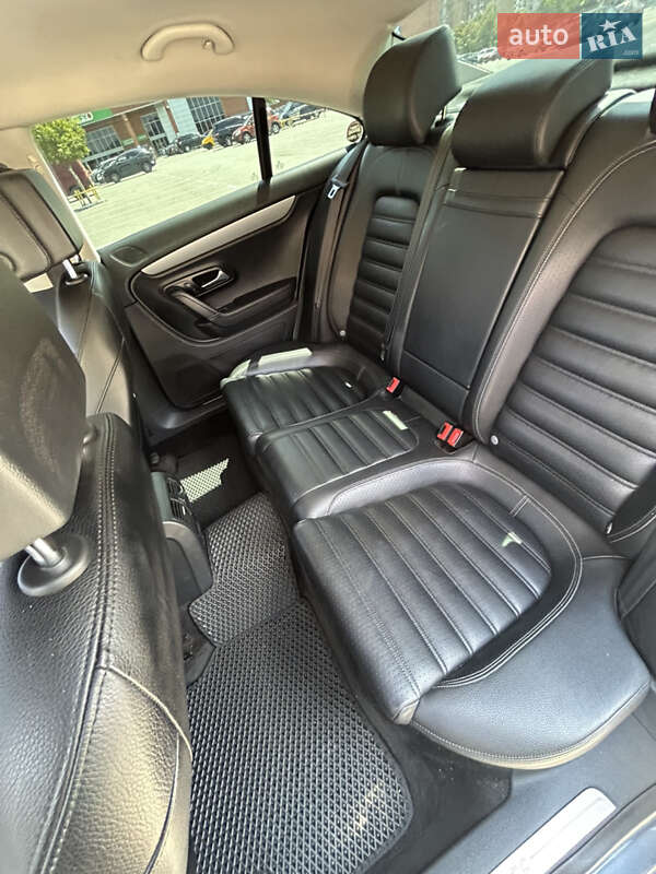 Купе Volkswagen CC / Passat CC 2013 в Броварах