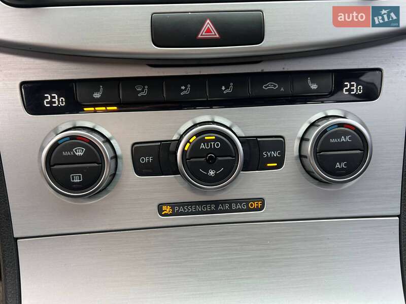 Купе Volkswagen CC / Passat CC 2012 в Стрию