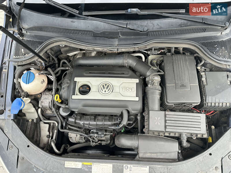 Купе Volkswagen CC / Passat CC 2013 в Кропивницком