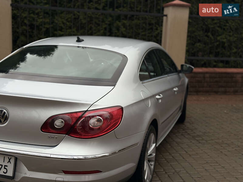 Купе Volkswagen CC / Passat CC 2009 в Василькові