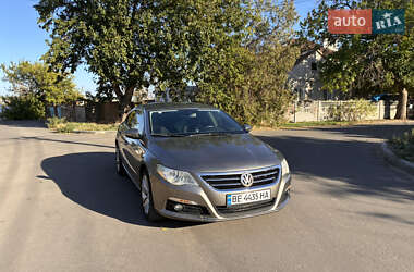Купе Volkswagen CC / Passat CC 2010 в Николаеве