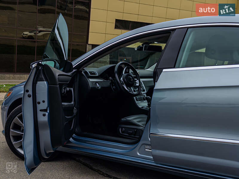 Купе Volkswagen CC / Passat CC 2012 в Запоріжжі