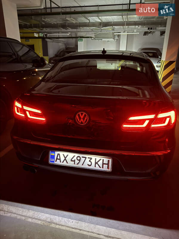 Купе Volkswagen CC / Passat CC 2012 в Киеве