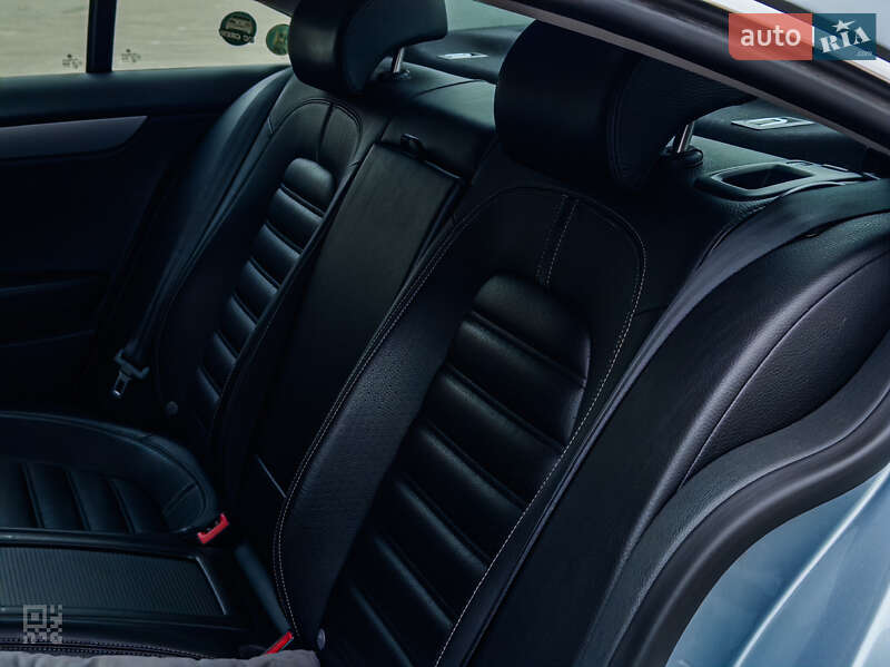 Купе Volkswagen CC / Passat CC 2012 в Запоріжжі