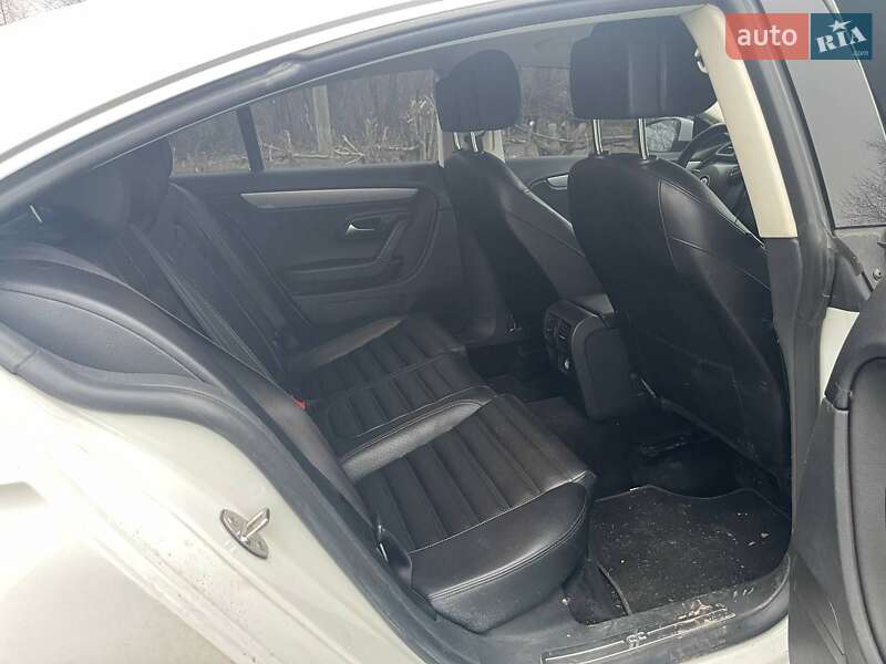 Купе Volkswagen CC / Passat CC 2015 в Умані фото 10 Купе Volkswagen CC / Passat CC 2015 в Умані