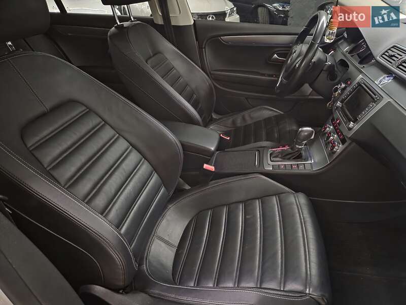 Купе Volkswagen CC / Passat CC 2012 в Николаеве фото 12 Купе Volkswagen CC / Passat CC 2012 в Николаеве