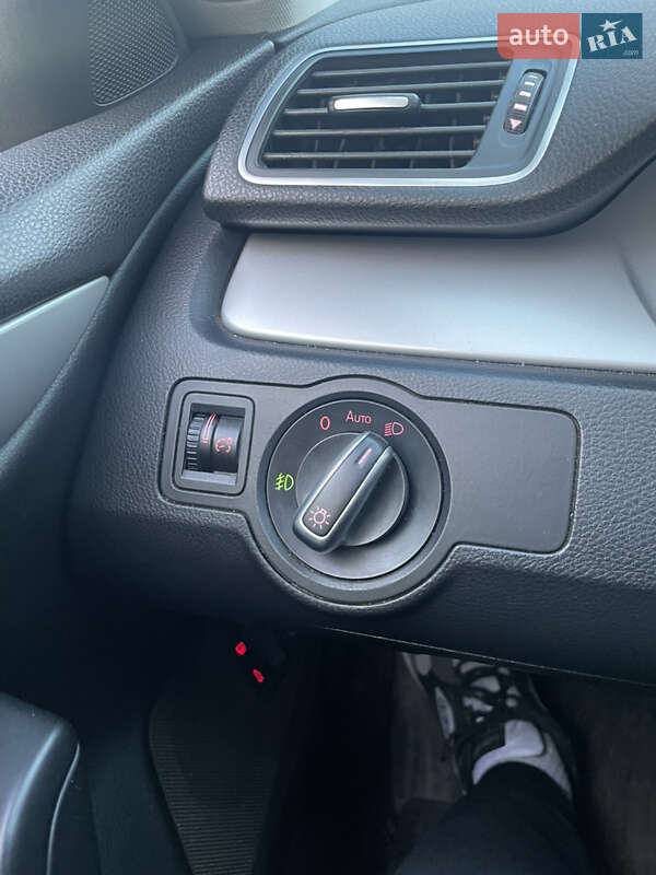 Купе Volkswagen CC / Passat CC 2011 в Полтаві