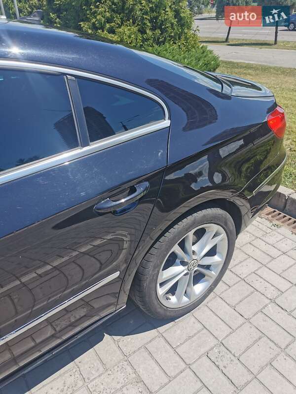 Купе Volkswagen CC / Passat CC 2010 в Днепре