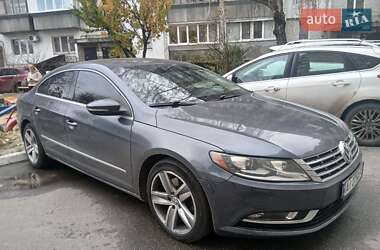 Купе Volkswagen CC / Passat CC 2013 в Киеве