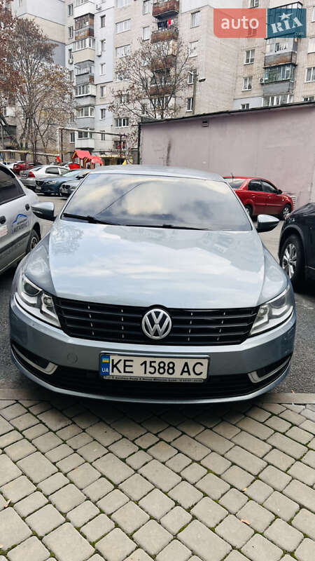 Купе Volkswagen CC / Passat CC 2012 в Днепре