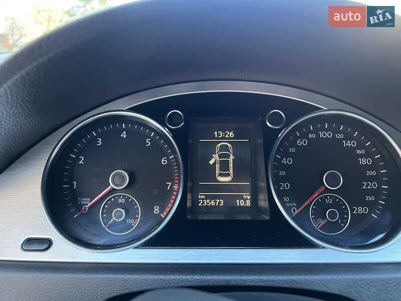 Купе Volkswagen CC / Passat CC 2010 в Львові