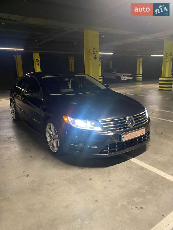 Купе Volkswagen CC / Passat CC 2016 в Киеве