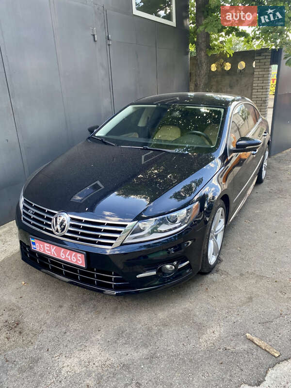 Купе Volkswagen CC / Passat CC 2016 в Киеве
