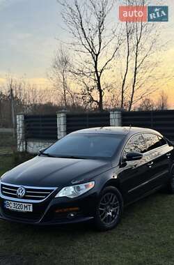 Купе Volkswagen CC / Passat CC 2010 в Львові