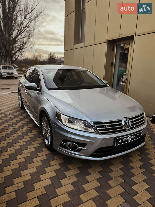 Купе Volkswagen CC / Passat CC 2015 в Николаеве