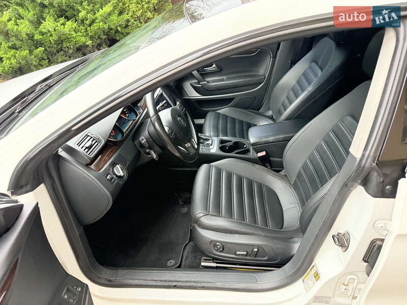 Купе Volkswagen CC / Passat CC 2011 в Харькове