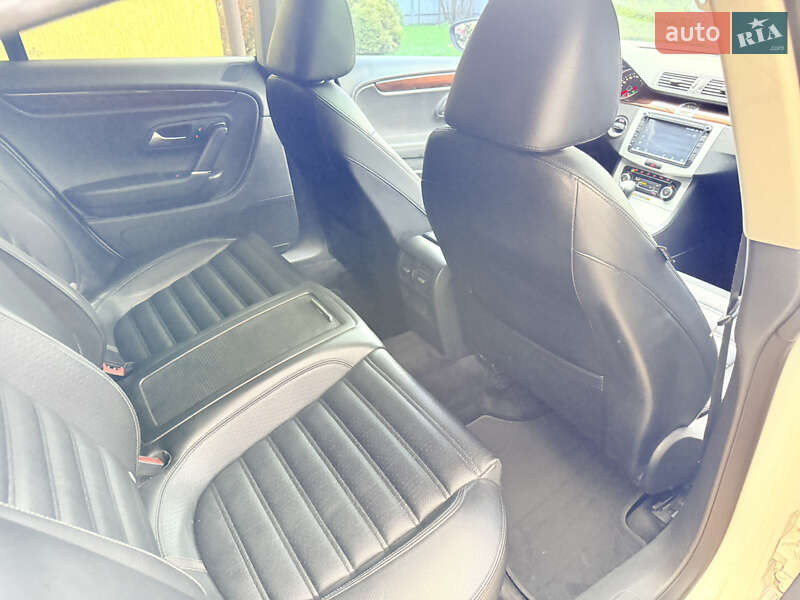 Купе Volkswagen CC / Passat CC 2011 в Харькове