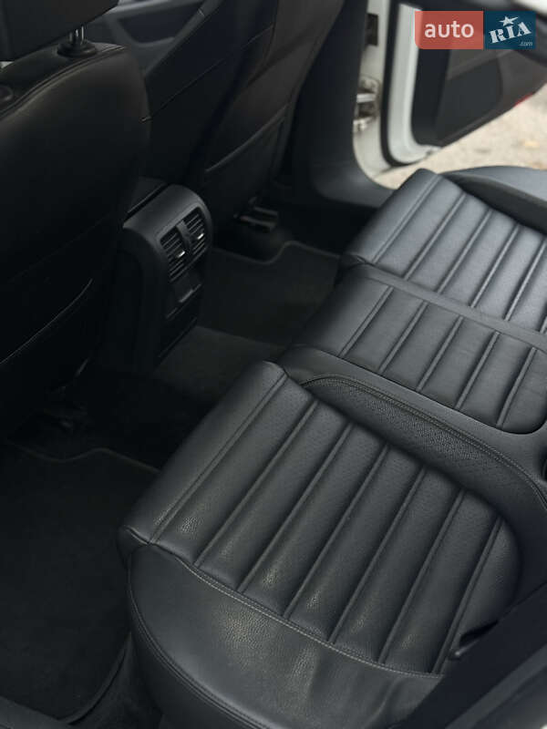 Купе Volkswagen CC / Passat CC 2014 в Киеве