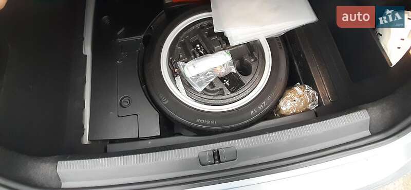 Купе Volkswagen CC / Passat CC 2010 в Чернігові